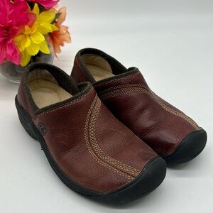 Keen Leather Slip On Loafer Hiking Shoes Size 6.5 KET6381B